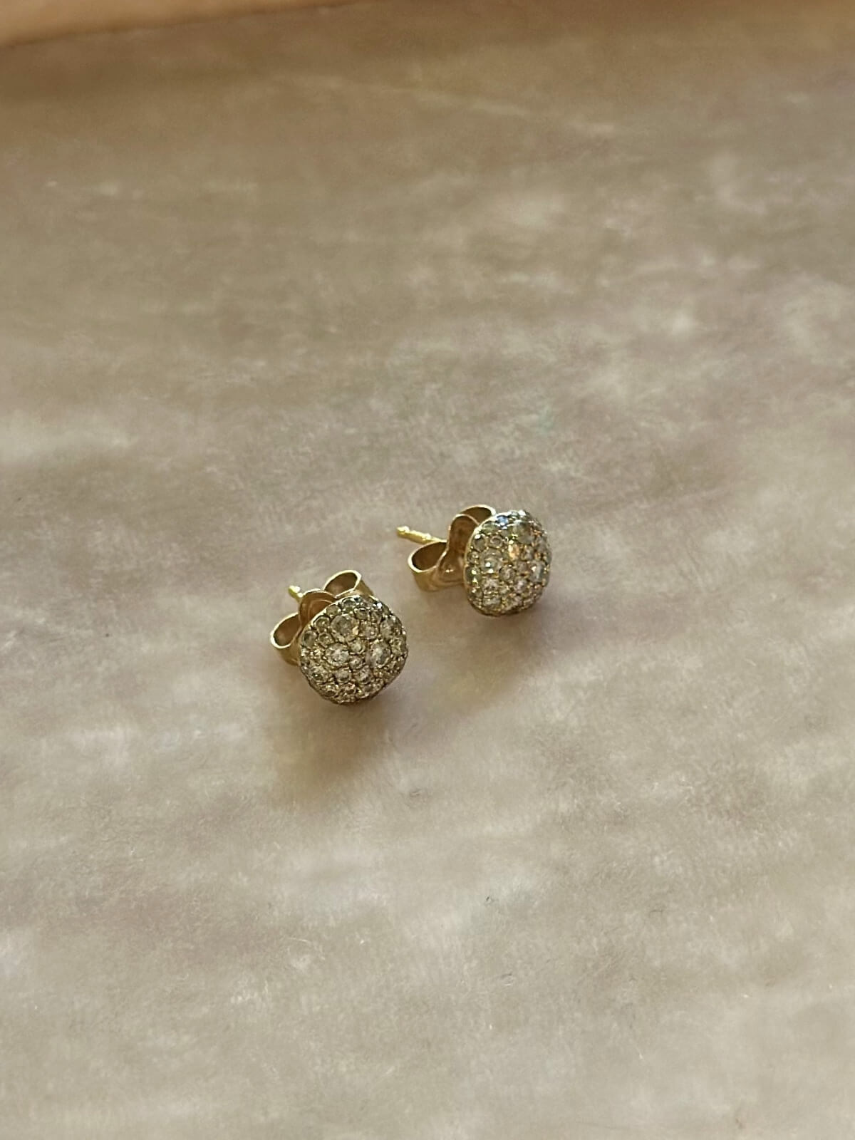 Louise Row featuring David Yurman pave cognac diamond cushion earrings on pink pad
