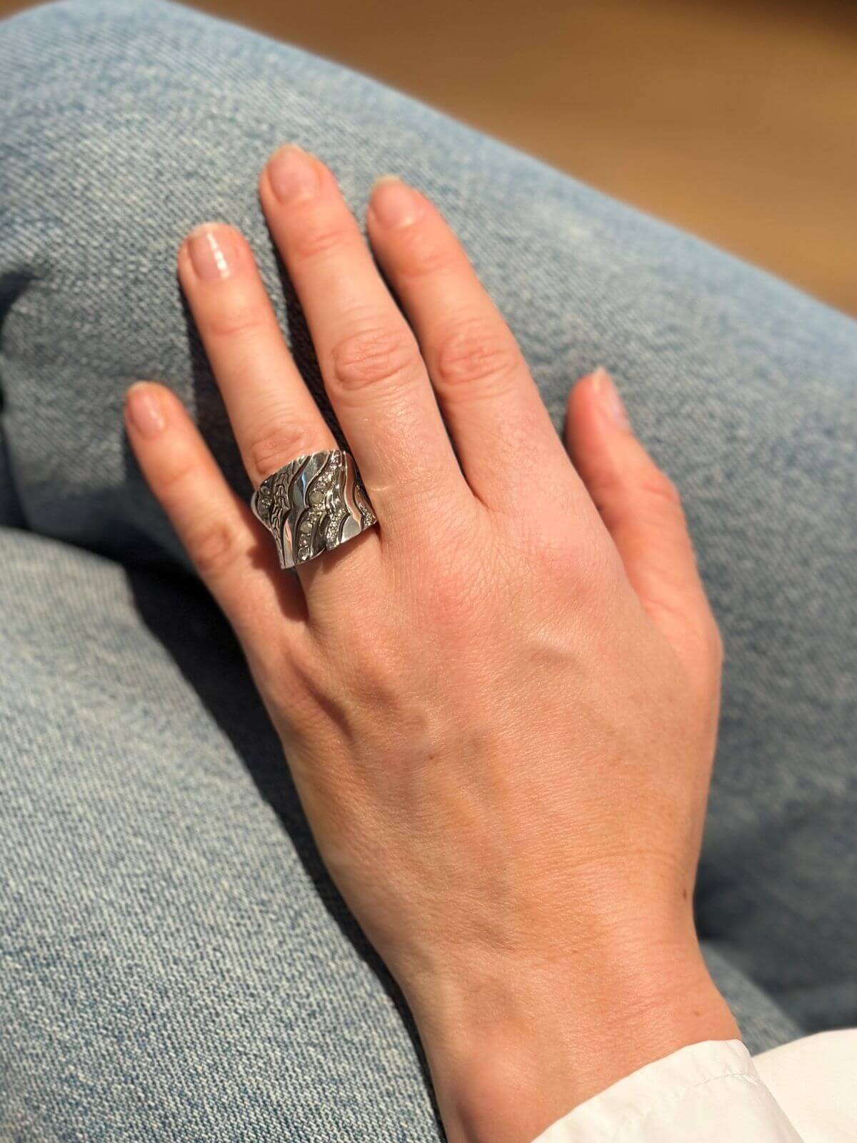 John Hardy Silver ring on model hand