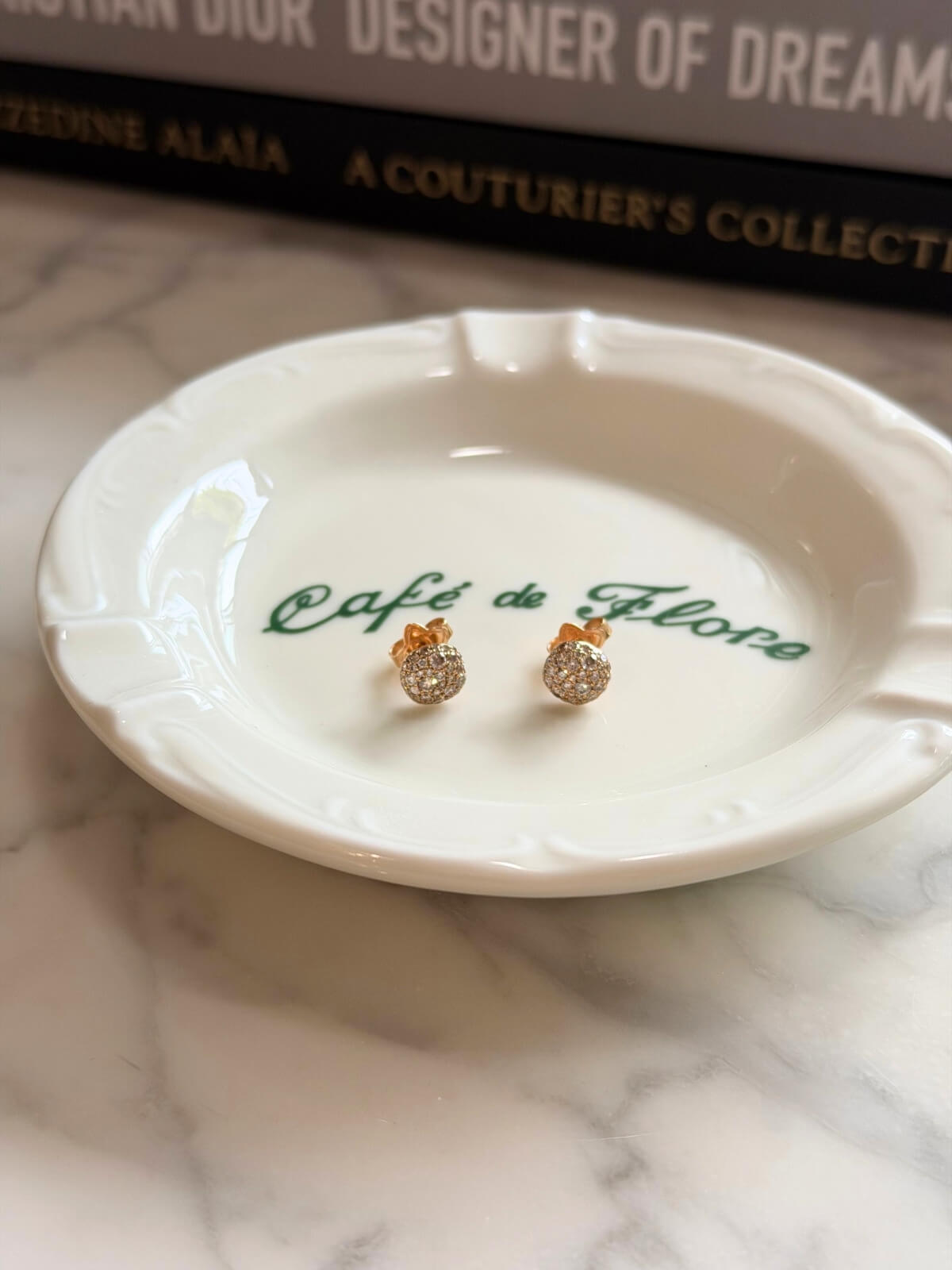 Louise Row featuring David Yurman diamond cushion stud earrings on plate 