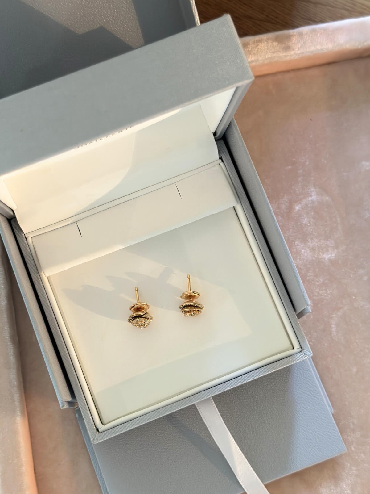 Dior Rose Dior Couture Diamond Earrings | Louise Row