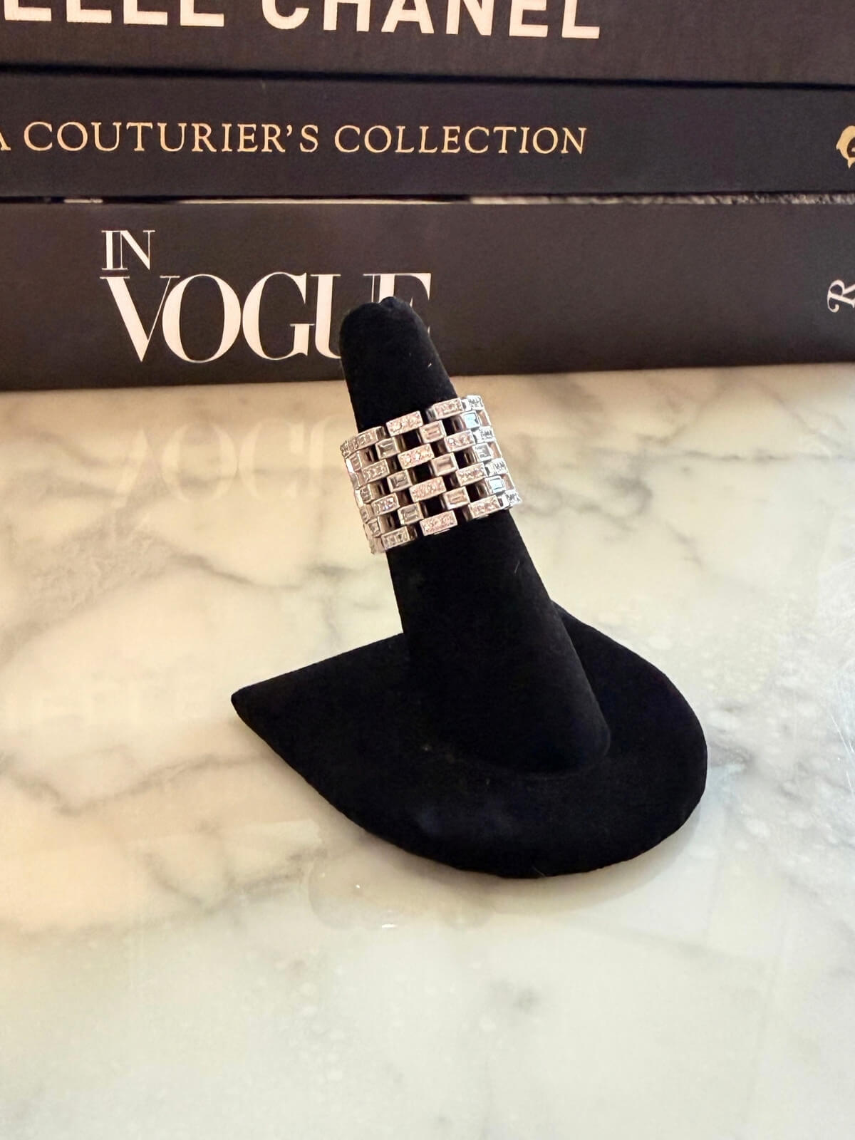 Louise Row featuring Fine Jewelry Baguette style eternity band