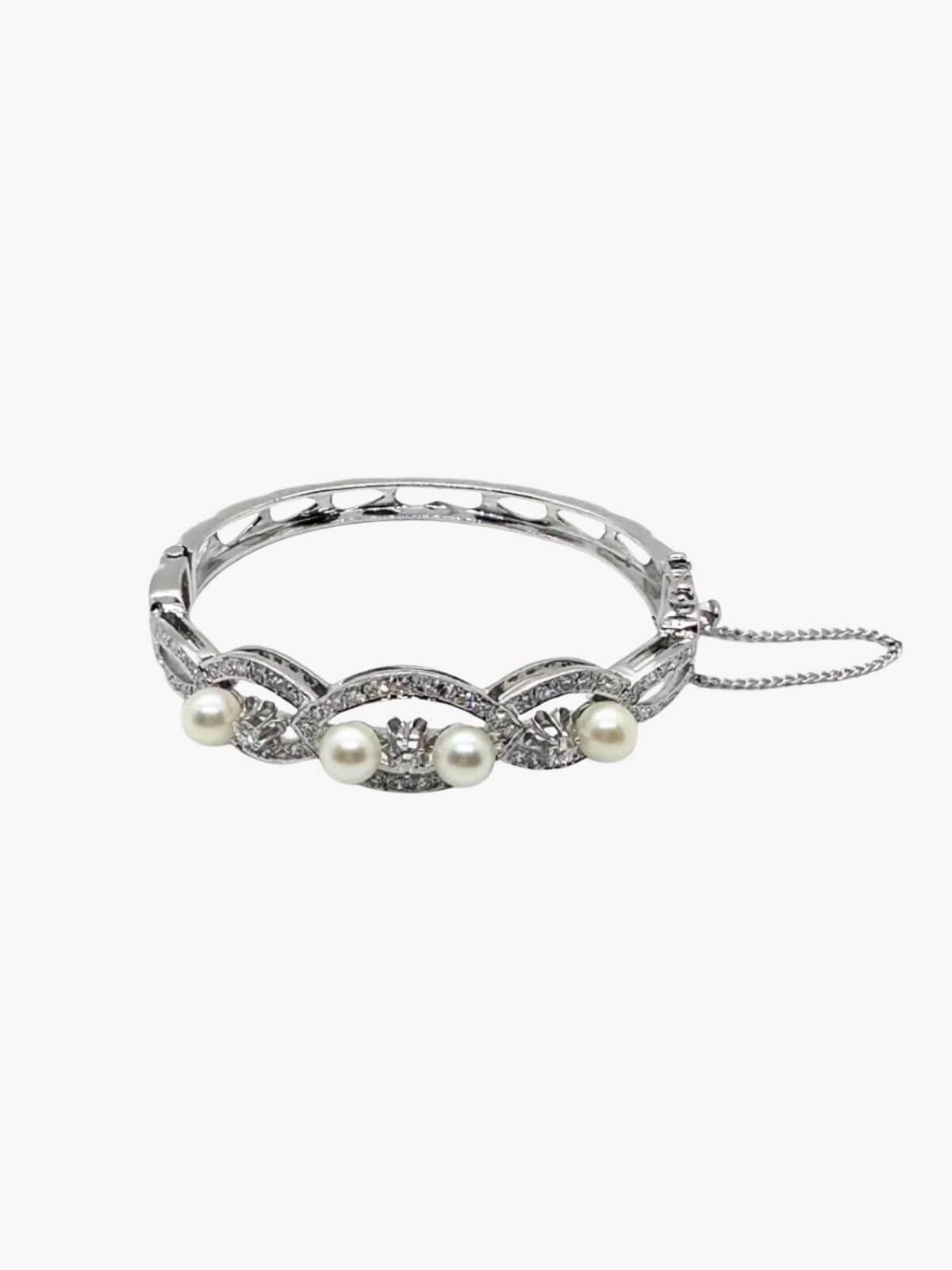 White Gold, Pearl & Diamond Bracelet