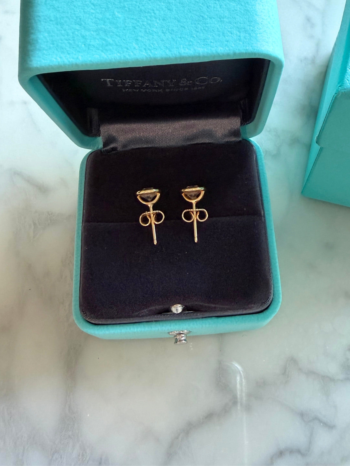 Louise Row featuring Diamonds by the Yard diamond stud earrings in blue TIffany Box 